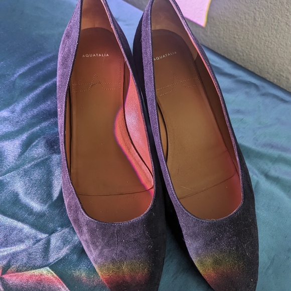 Black suede Aquatalia heels, size 9 - Picture 3 of 6
